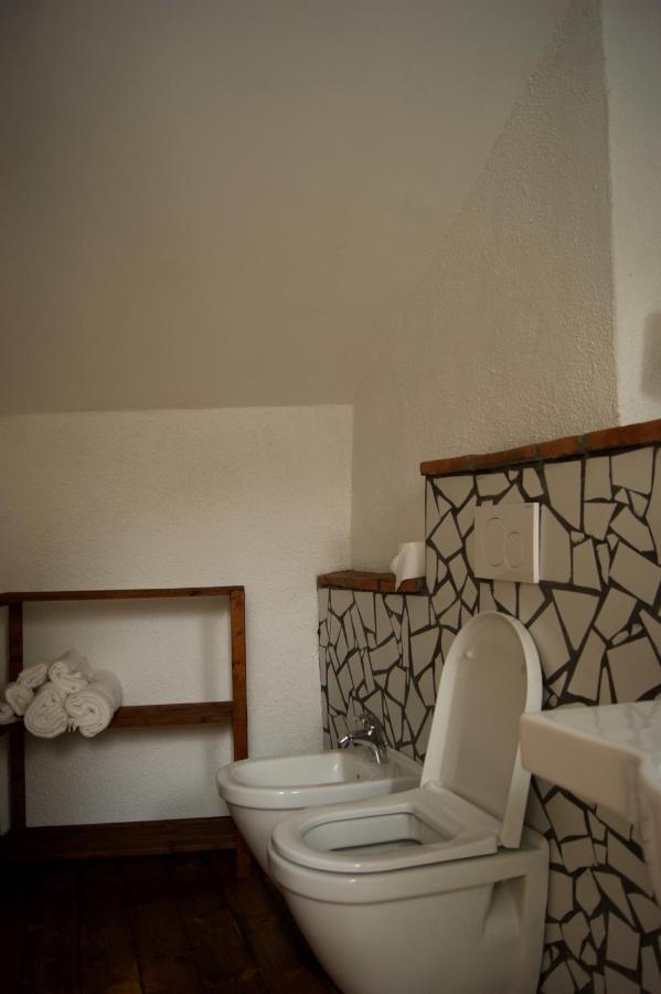 Bed and Breakfast Un Coccodrillo A Frassino Calizzano Exterior foto